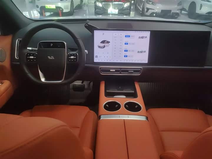 Фото 10 - LiXiang L6