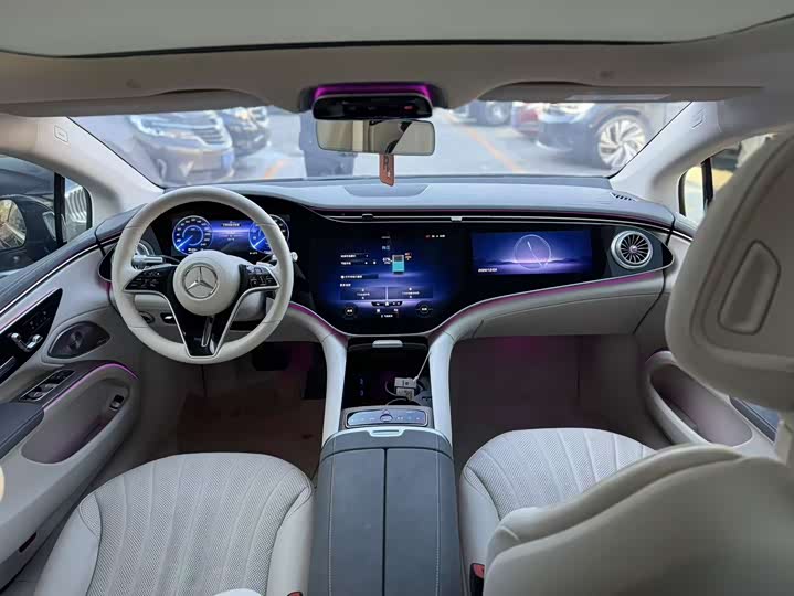 Фото 11 - Mercedes-Benz EQS