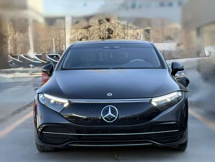 Фото 2 - Mercedes-Benz EQS