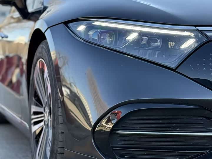 Фото 6 - Mercedes-Benz EQS