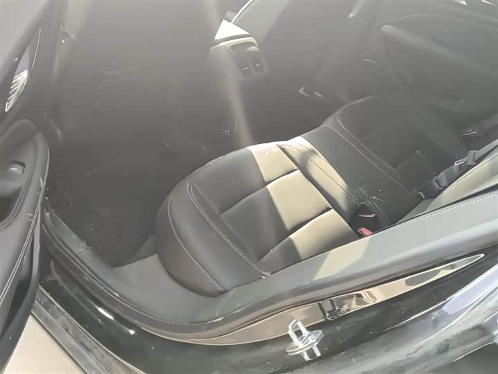 Фото 17 - Buick Regal