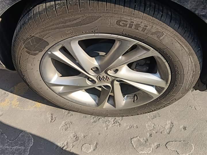 Фото 26 - Buick Regal