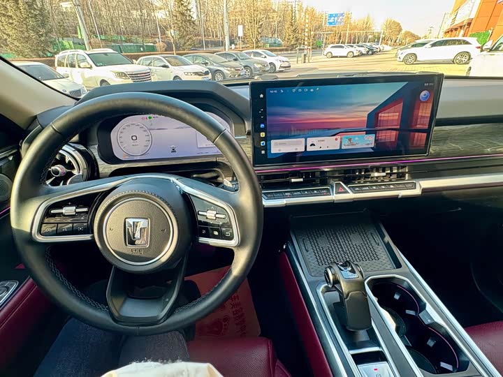 Фото 14 - Tank 400 Hybrid