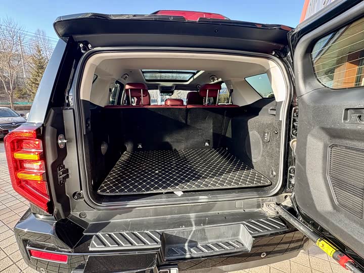 Фото 20 - Tank 400 Hybrid