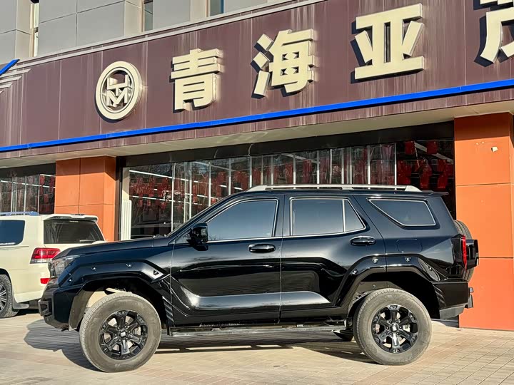 Фото 5 - Tank 400 Hybrid