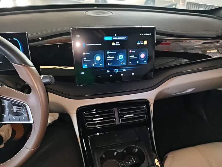 Фото 13 - BYD Qin Plus