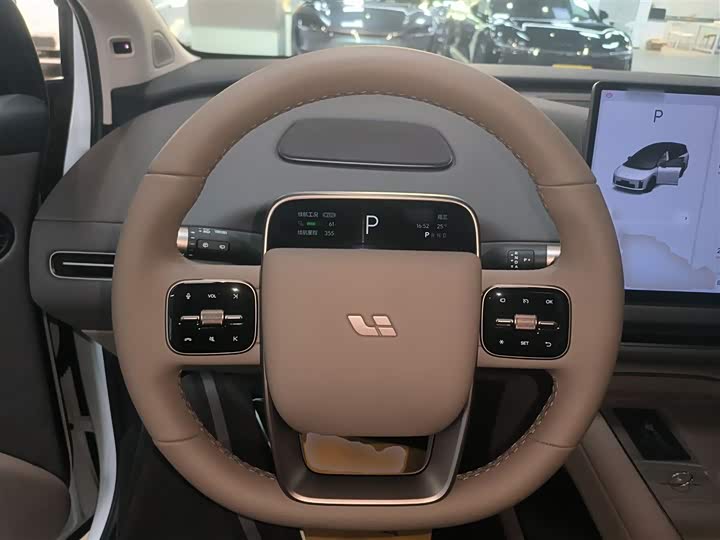 Фото 11 - LiXiang i8