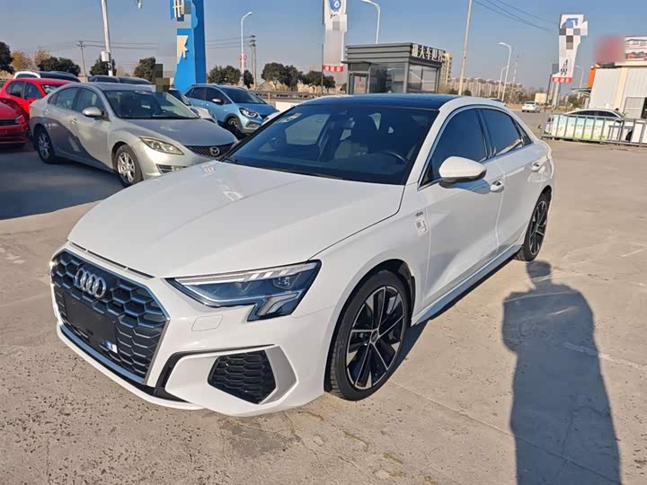 Фото 2 - Audi A3