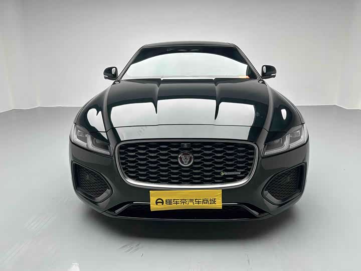 Фото 18 - Jaguar XF L