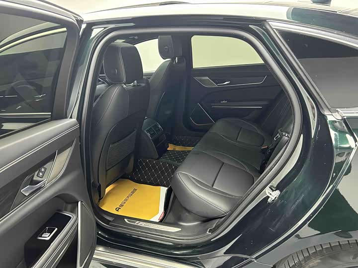 Фото 8 - Jaguar XF L