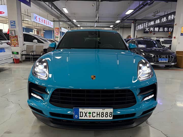 Фото 2 - Porsche Macan