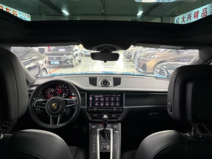 Фото 9 - Porsche Macan