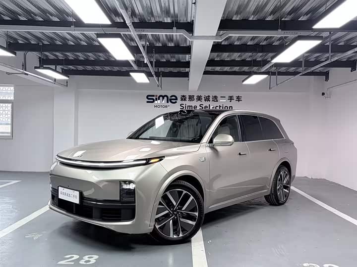 Фото 1 - LiXiang L8