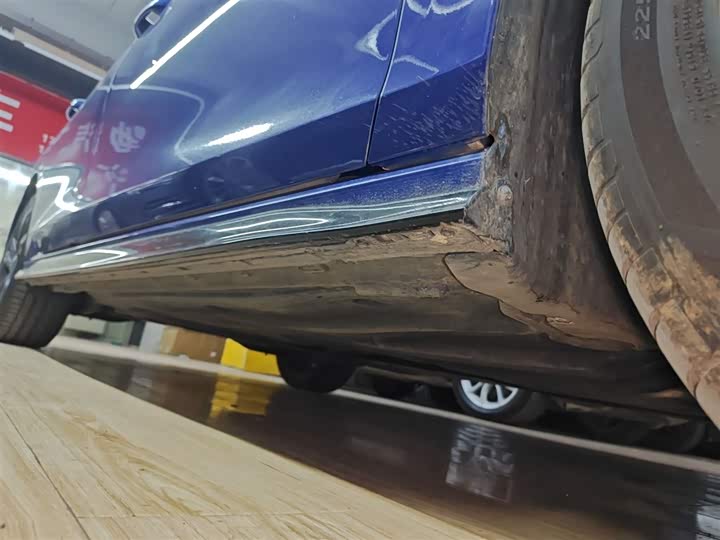 Фото 16 - Volkswagen Golf