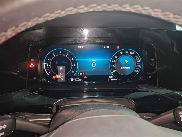 Фото 4 - Volkswagen Golf