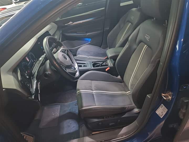 Фото 7 - Volkswagen Golf