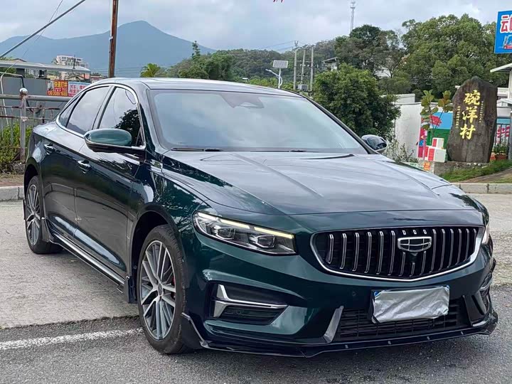 Фото 3 - Geely Preface