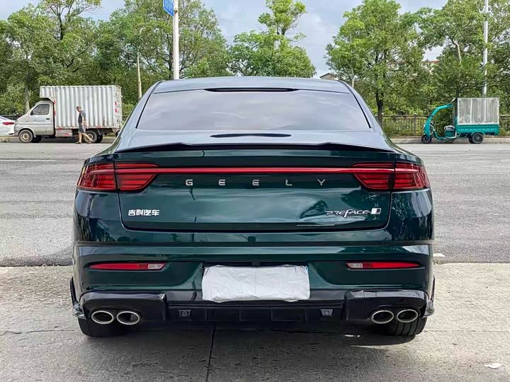 Фото 9 - Geely Preface