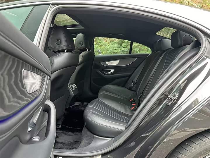 Фото 13 - Mercedes-Benz CLS-Class