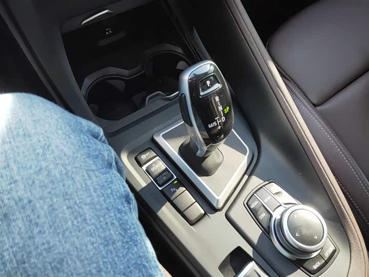 Фото 14 - BMW X1