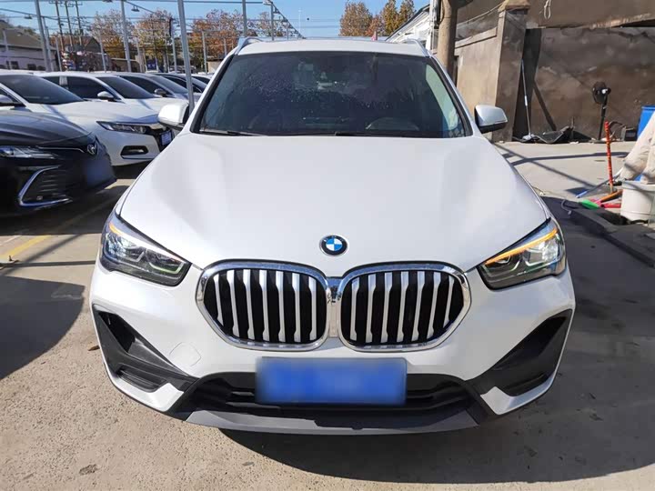 Фото 3 - BMW X1