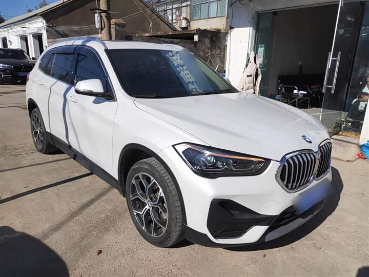 Фото 4 - BMW X1