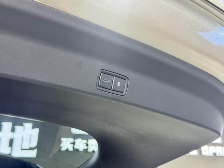 Фото 13 - LiXiang L9