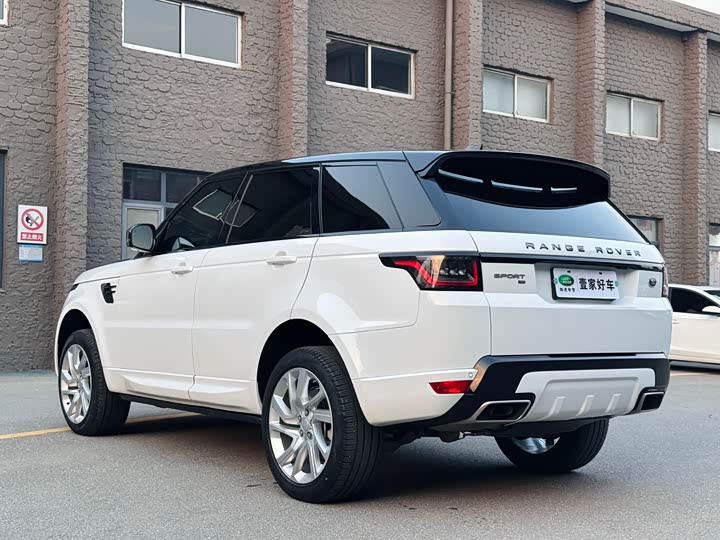 Фото 10 - Land Rover Range Rover Sport