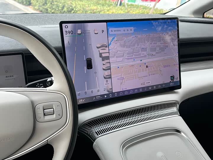 Фото 19 - XPeng X9