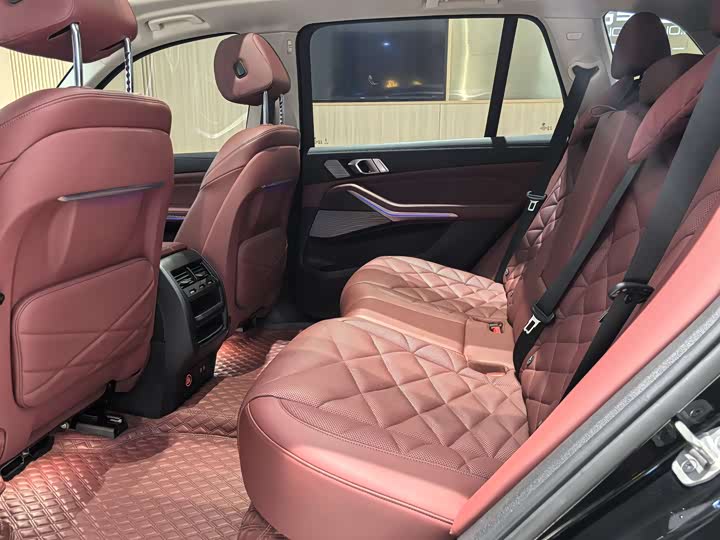 Фото 14 - BMW X5