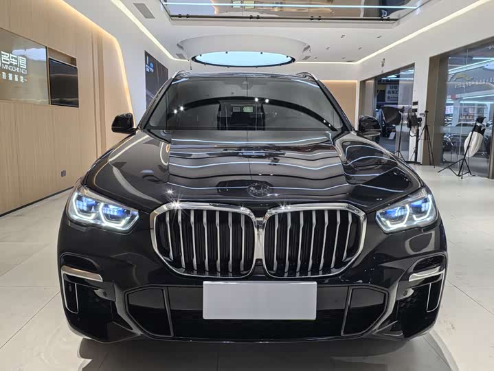 Фото 2 - BMW X5