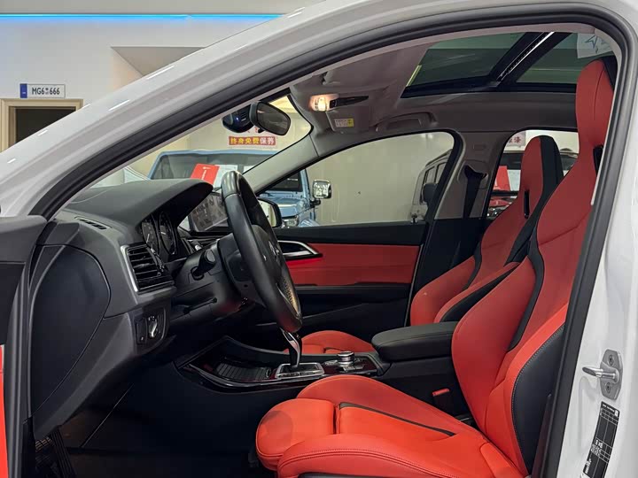 Фото 4 - BMW 1 Series