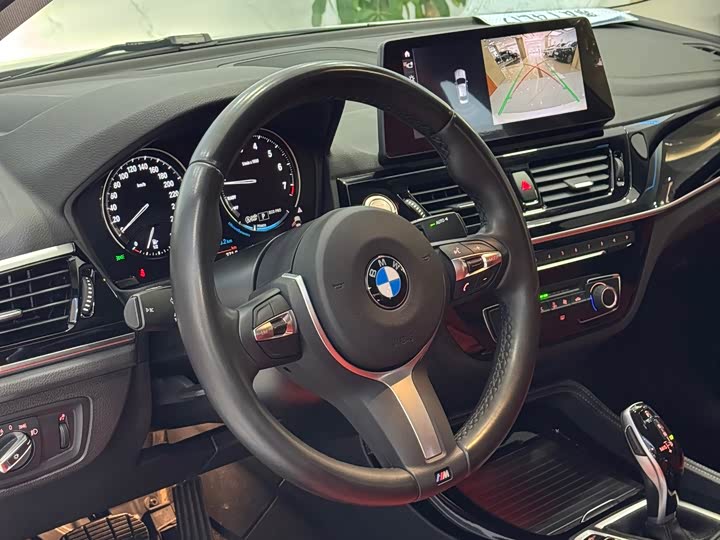 Фото 5 - BMW 1 Series