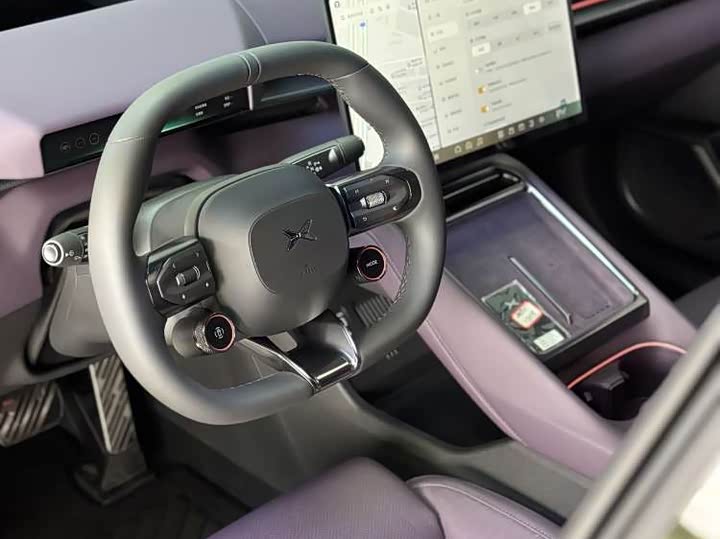 Фото 13 - XPeng P7