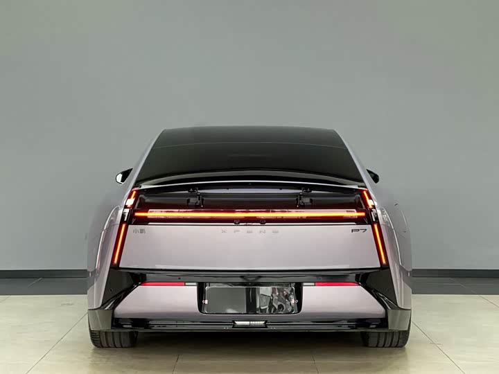 Фото 4 - XPeng P7