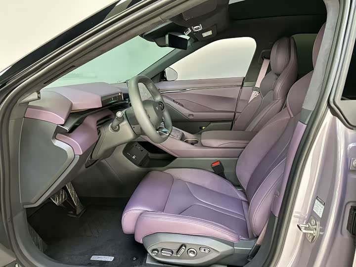 Фото 5 - XPeng P7