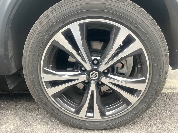 Фото 10 - Nissan Qashqai