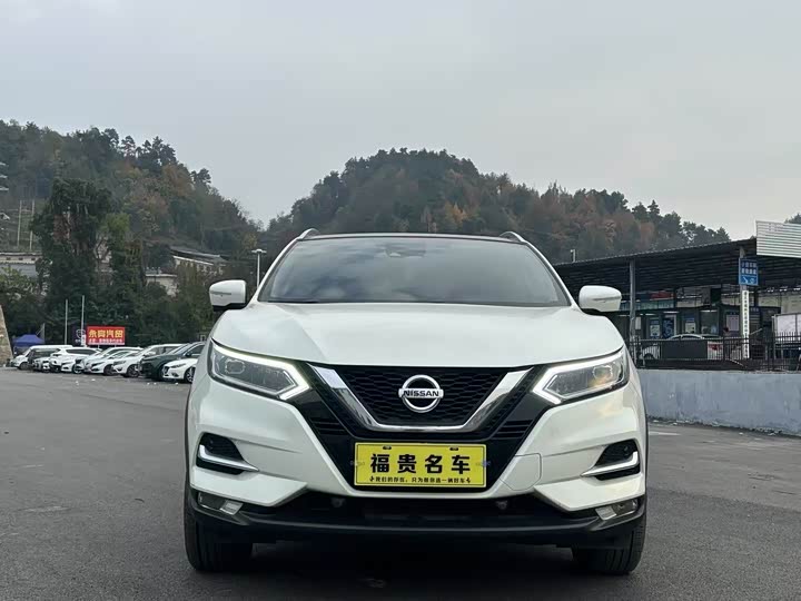 Фото 2 - Nissan Qashqai