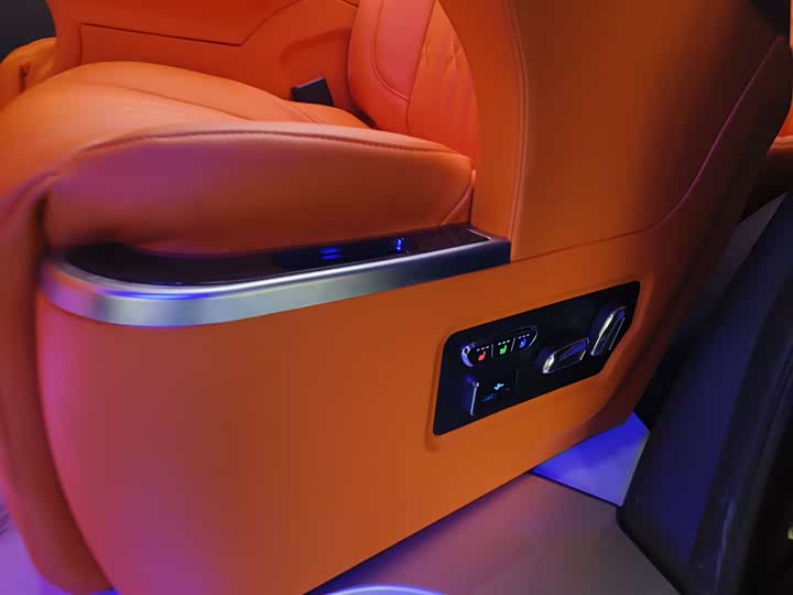 Фото 6 - GAC Trumpchi M8