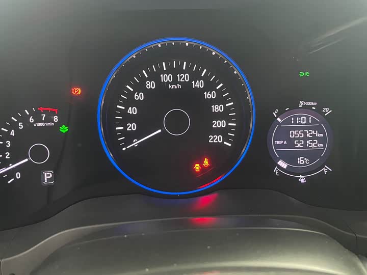 Фото 10 - Honda Vezel