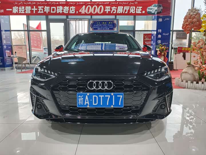 Фото 2 - Audi A4L