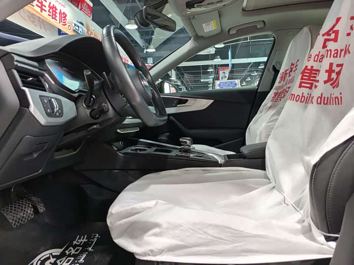 Фото 4 - Audi A4L