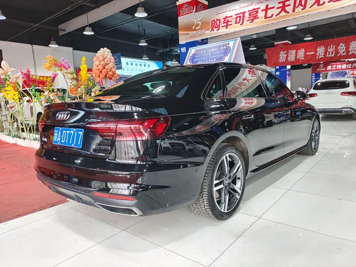 Фото 9 - Audi A4L