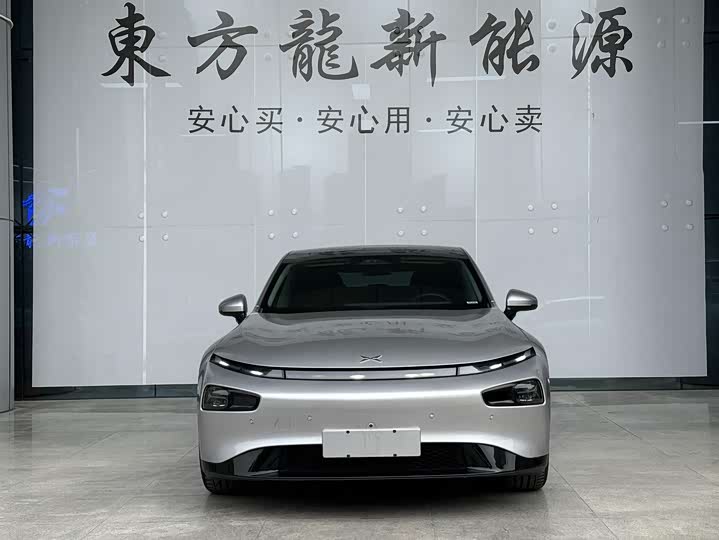 Фото 2 - XPeng P7