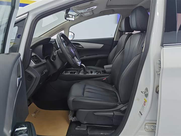 Фото 9 - BYD Song Max