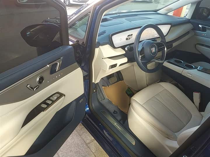 Фото 16 - Buick GL8 Hybrid