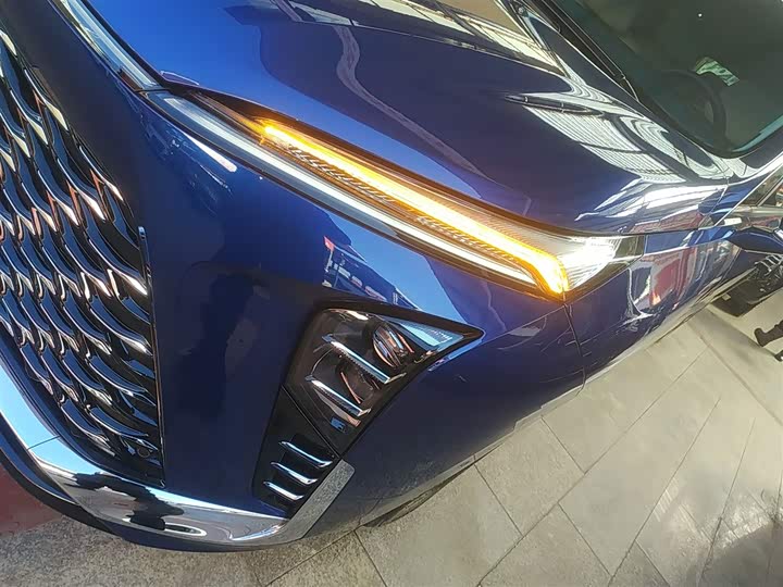 Фото 24 - Buick GL8 Hybrid