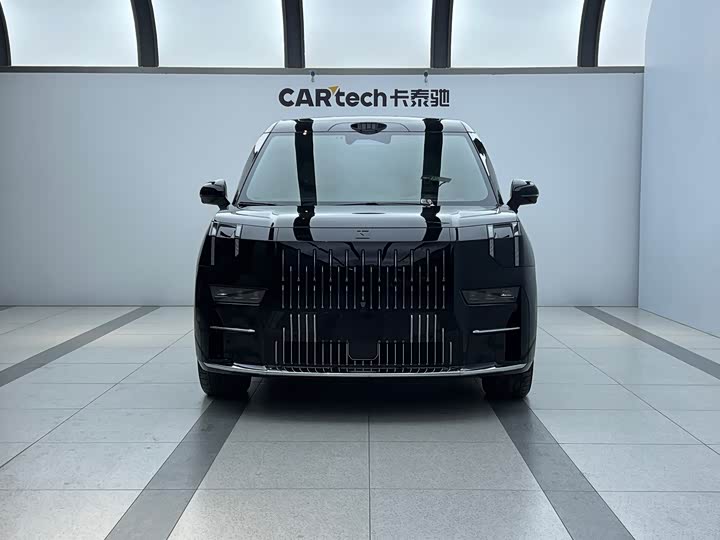 Фото 2 - Zeekr 009