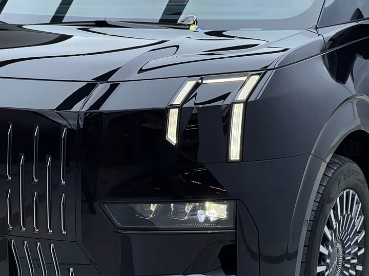 Фото 3 - Zeekr 009