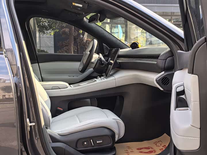 Фото 11 - Nio ES6